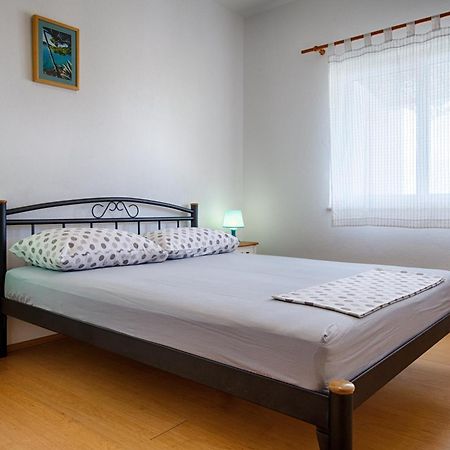 Apartments Zambarlin Komiža Εξωτερικό φωτογραφία