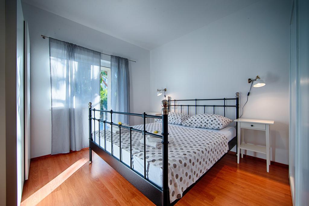 Apartments Zambarlin Komiža Δωμάτιο φωτογραφία