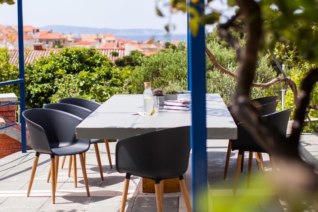Apartments Zambarlin Komiža Εξωτερικό φωτογραφία