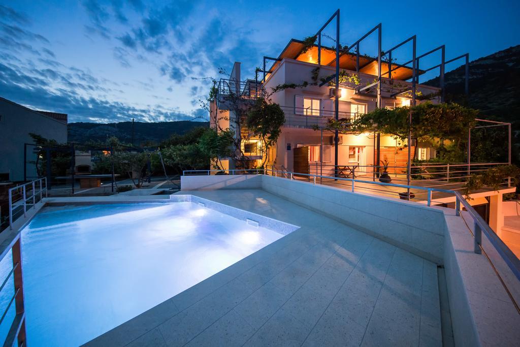Apartments Zambarlin Komiža Εξωτερικό φωτογραφία
