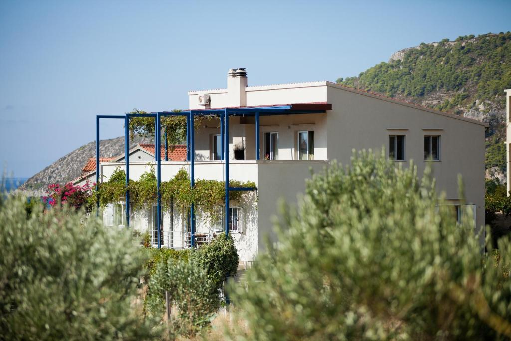 Apartments Zambarlin Komiža Εξωτερικό φωτογραφία