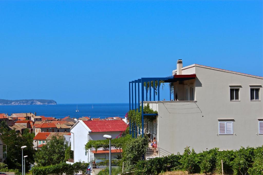 Apartments Zambarlin Komiža Εξωτερικό φωτογραφία