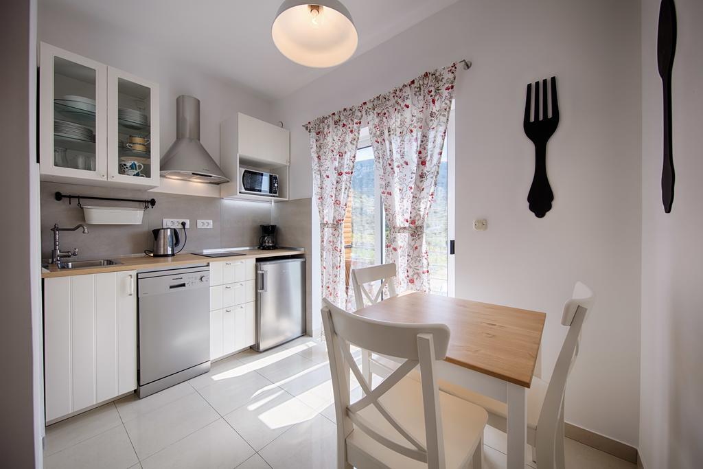 Apartments Zambarlin Komiža Εξωτερικό φωτογραφία