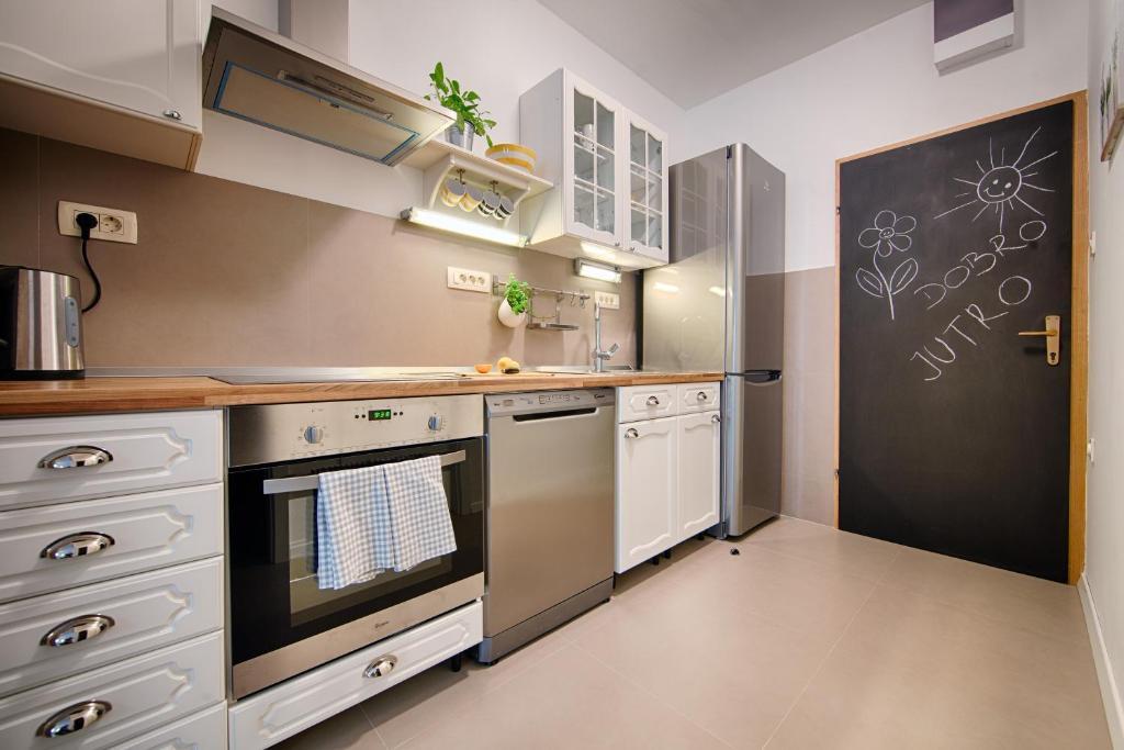 Apartments Zambarlin Komiža Δωμάτιο φωτογραφία