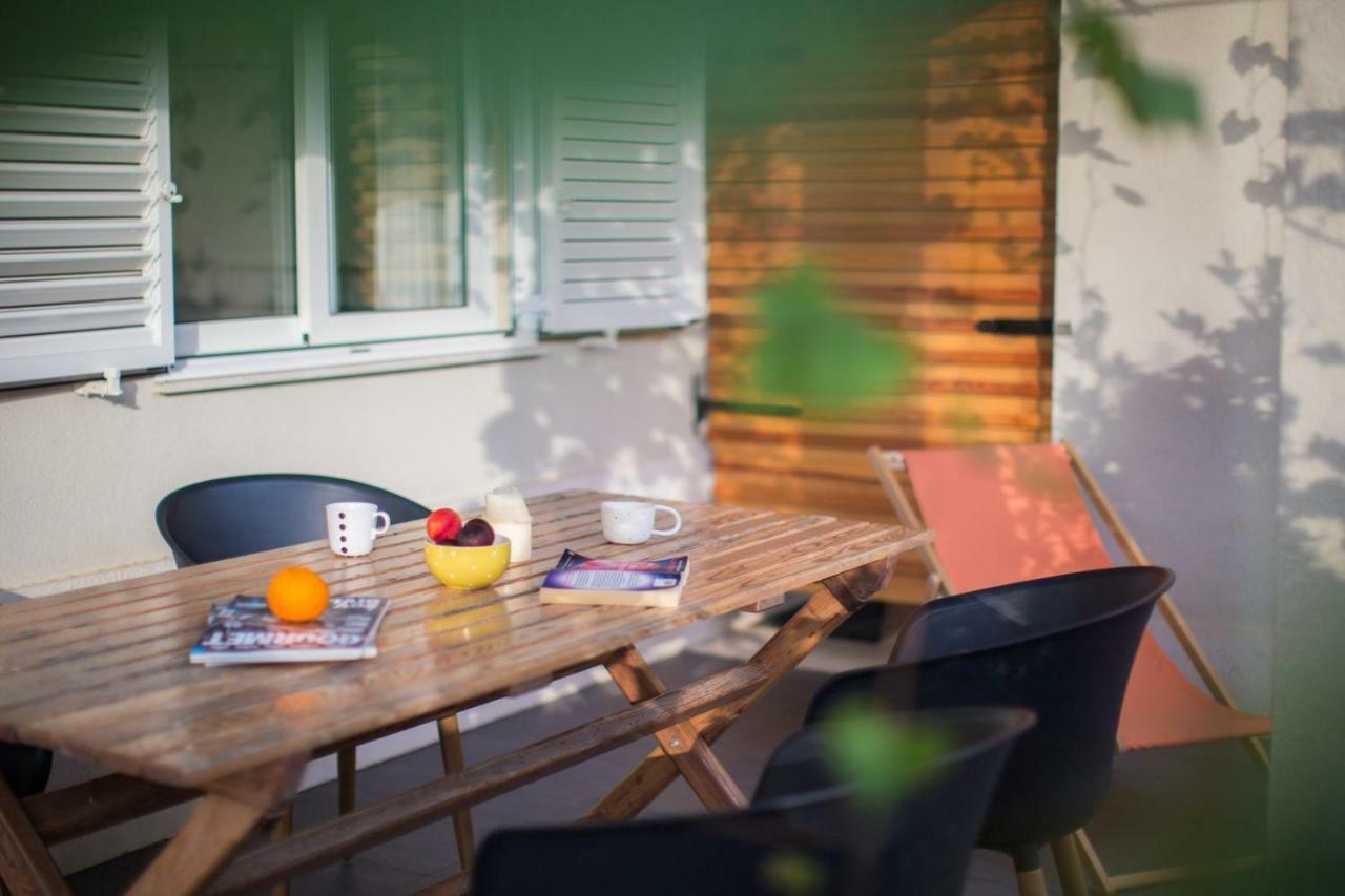 Apartments Zambarlin Komiža Εξωτερικό φωτογραφία