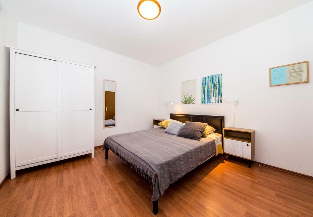 Apartments Zambarlin Komiža Εξωτερικό φωτογραφία
