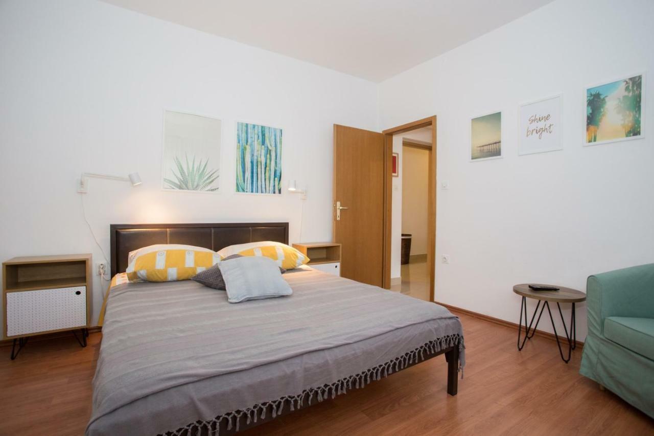 Apartments Zambarlin Komiža Εξωτερικό φωτογραφία